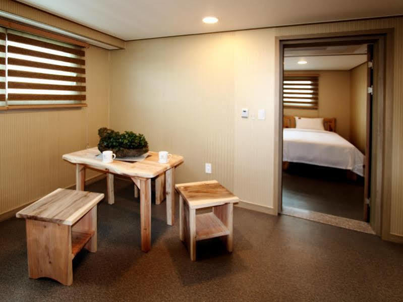 J2 Family Hotel Czedżu Zewnętrze zdjęcie